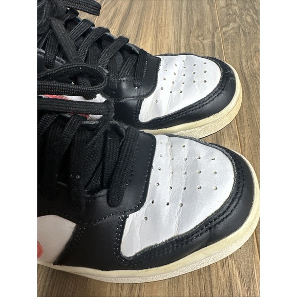 Nike Size 4.5Y Court Borough Mid 2 White Black Pink Basketball Shoes - Picture 2 of 13